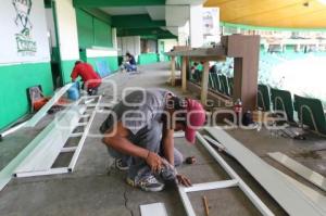 BEISBOL . TRABAJOS EN ESTADIO