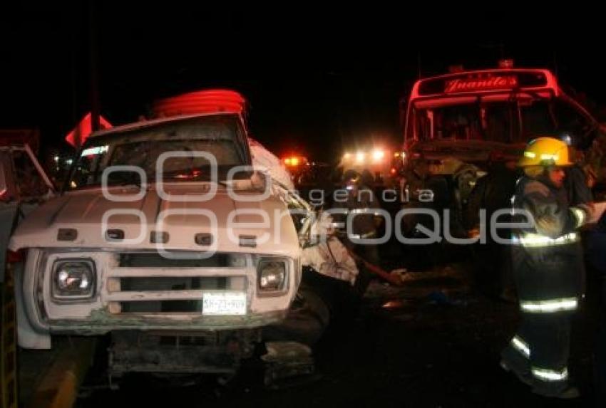 APARATOSO ACCIDENTE . FEDERAL A TLAXCALA