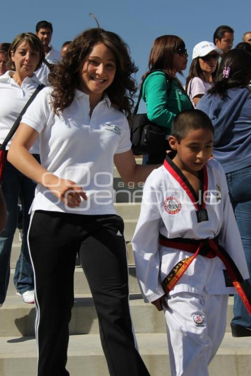 FERIA DE ACTIVACIÓN FÍSICA