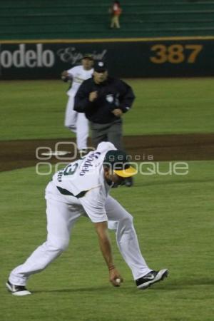 PERICOS VS OLMECAS. BEISBOL