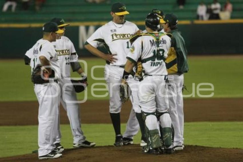 PERICOS VS OLMECAS. BEISBOL