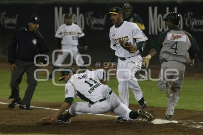 PERICOS VS OLMECAS. BEISBOL