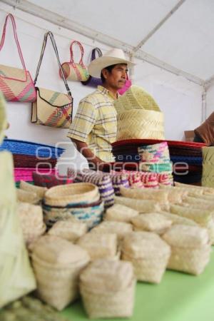 FERIA PRODUCTOS NATURALES. BUAP