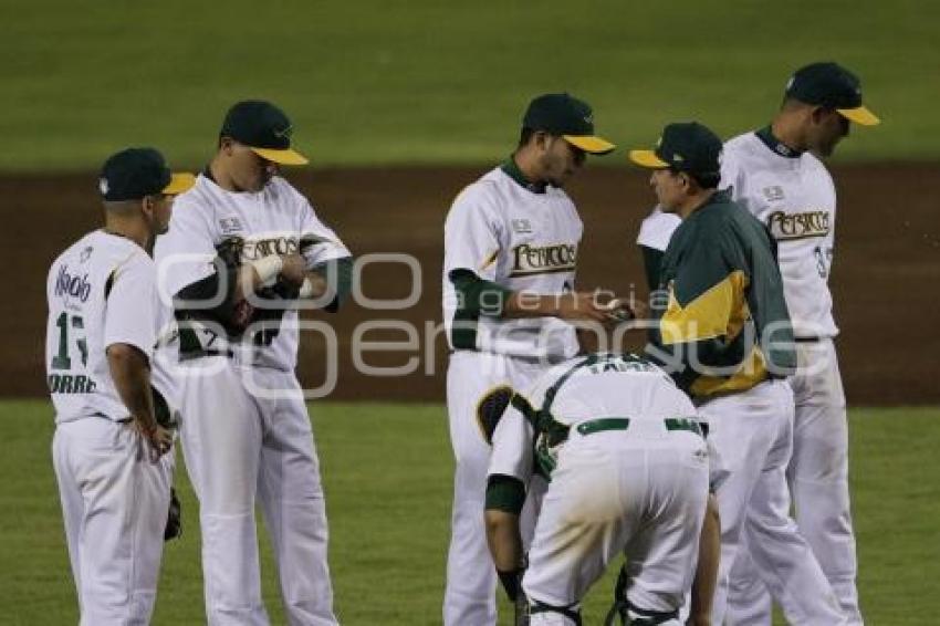 BEISBOL . PERICOS VS OLMECAS