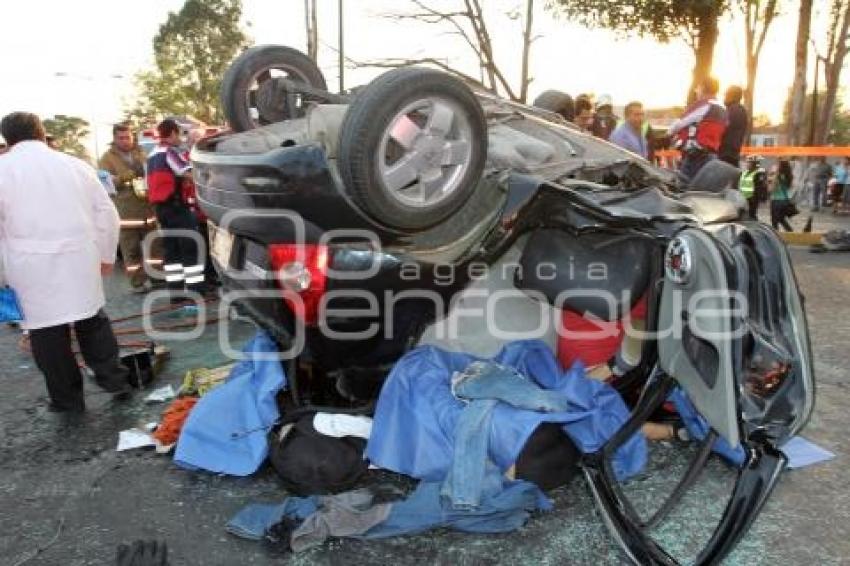 ACCIDENTE . VOLCADURA