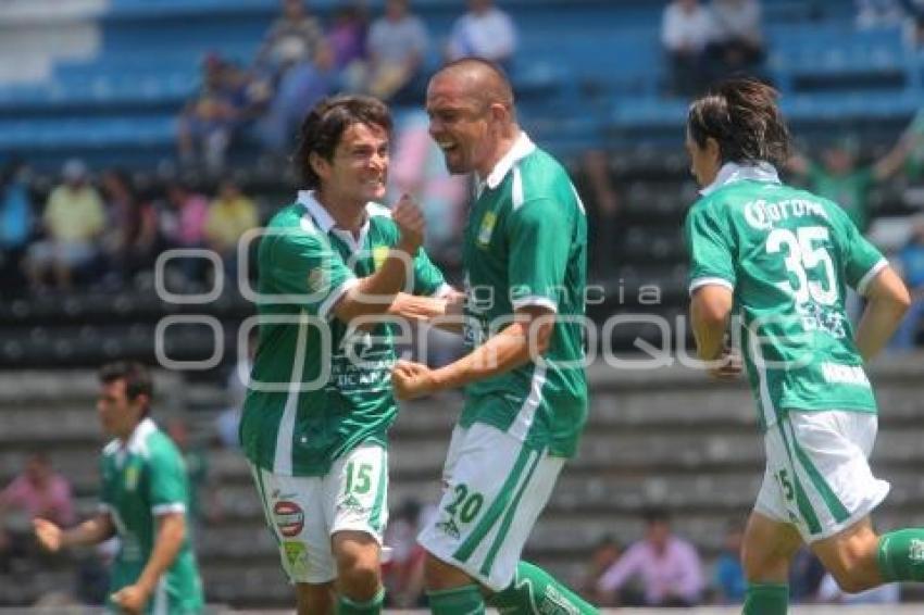 FUTBOL . LOBOS VS LEONES