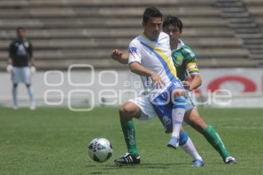 FUTBOL . LOBOS VS LEONES