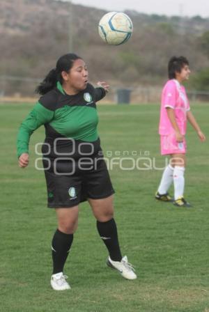 FUTBOL FEMENIL . LEONARDO CUELLAR