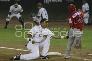 PERICOS VS ÁGUILAS. BEISBOL