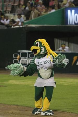 PERICOS VS ÁGUILAS. BEISBOL