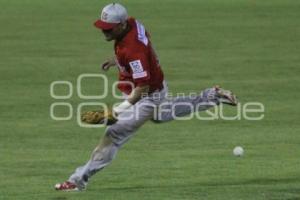 PERICOS VS ÁGUILAS. BEISBOL