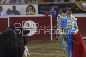 ARTURO MACIAS. EL CEJAS. TOROS