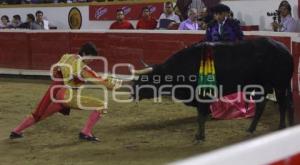 EL CAPEA. TOROS. EL RELICARIO