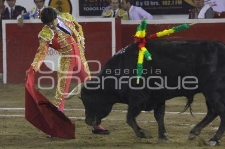 EL CAPEA. TOROS. EL RELICARIO