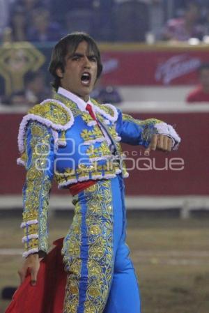 ARTURO MACIAS. EL CEJAS. TOROS