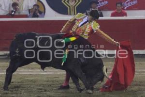 EL CAPEA. TOROS. EL RELICARIO