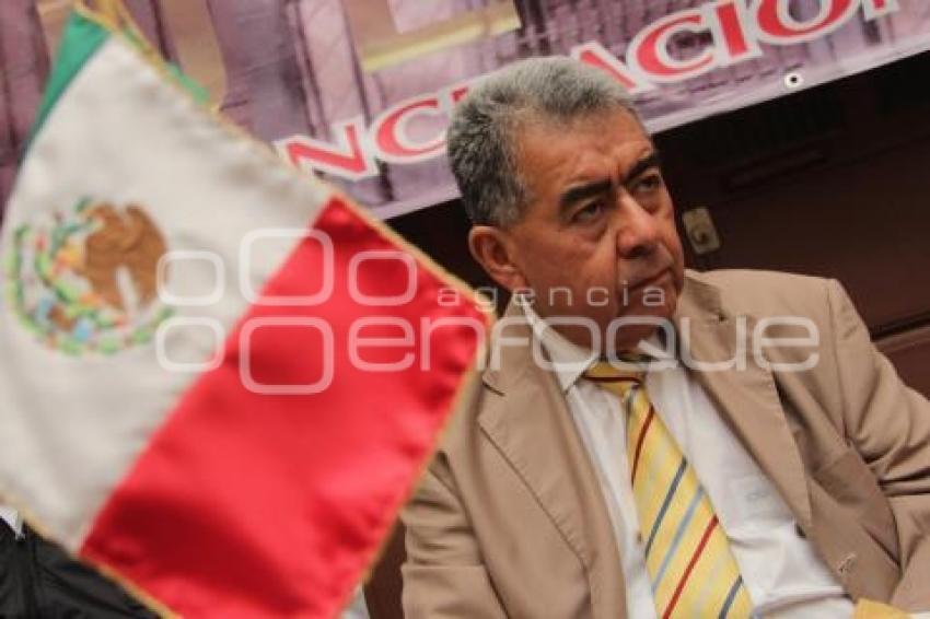 ARNULFO MÁRQUEZ CON CETEMISTAS