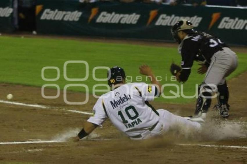 PERICOS VS GUERREROS DE OAXACA. BÉISBOL