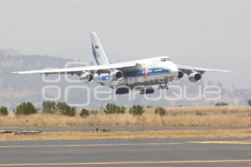 ATERRIZA EL ANTONOV EN PUEBLA