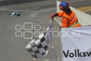 LATAM FORMULA 2000. AUTOMOVILISMO