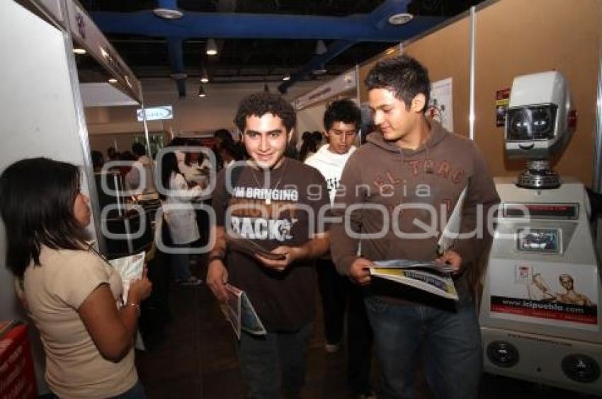 ENCUANTRO INTERNACIONAL DE PROFESIONES