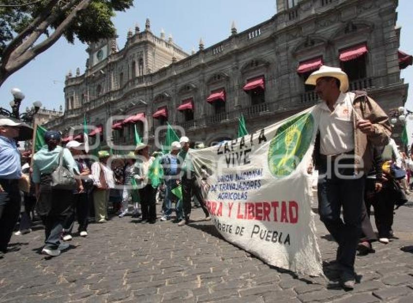 PROTESTA CAMPESINOS UNTA