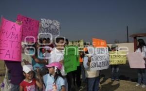 MANIFESTACION DE FAMILIARES DE TRABAJADORES DE TAMEME