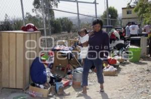 DESALOJO DE FAMILIAS EN SAN ANTONIO CACALOTEPEC