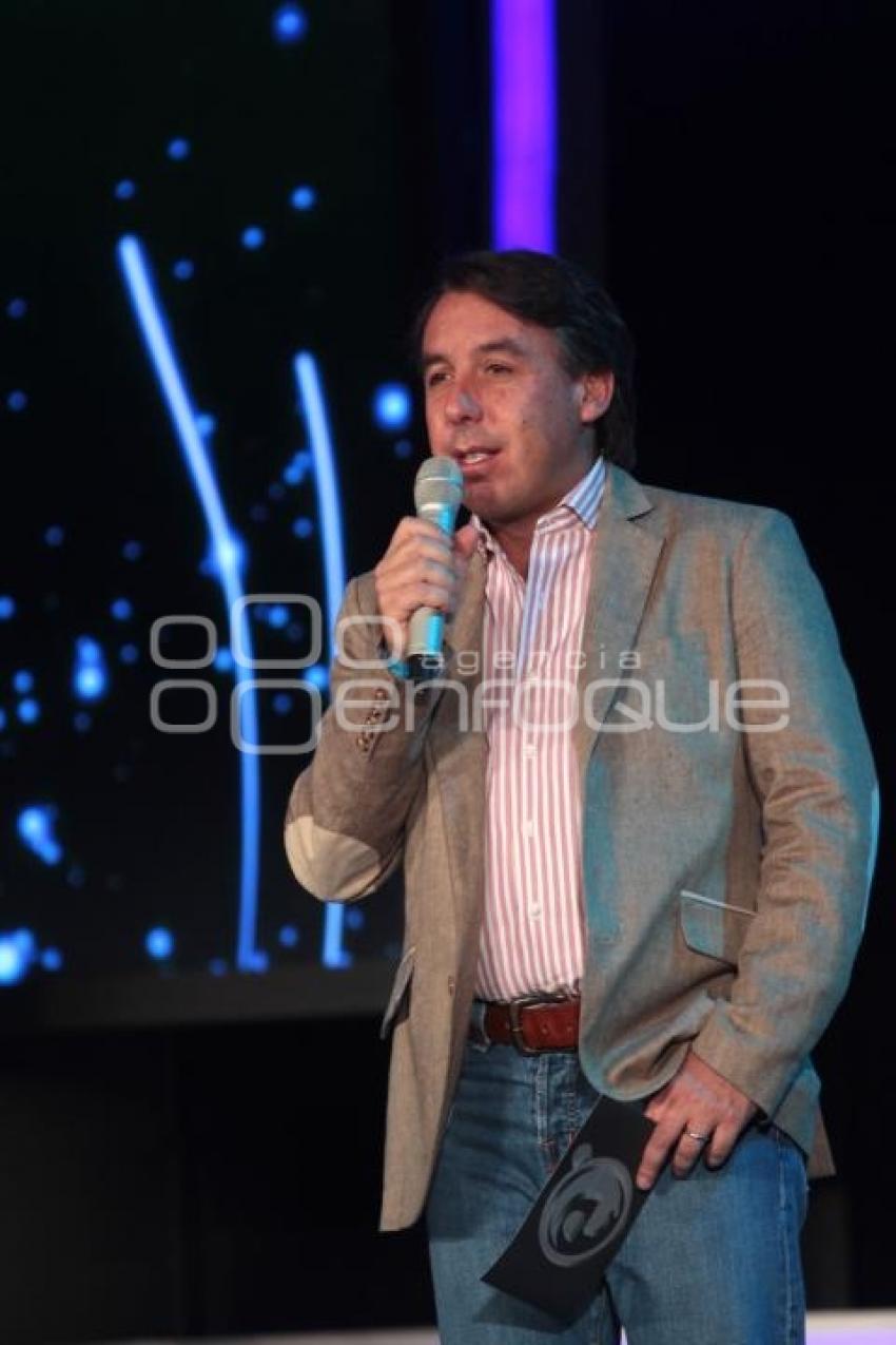 ESPACIO 2011 - EMILIO AZCARRAGA