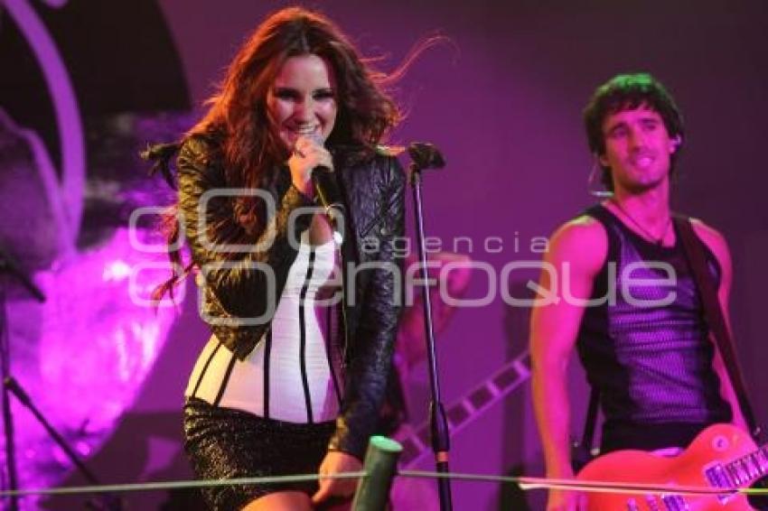 DULCE MARÍA EN CONCIERTO