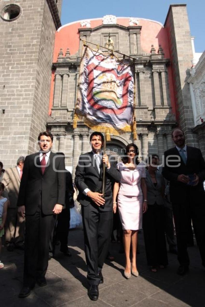 480 ANIVERSARIO DE LA CIUDAD DE PUEBLA -  CAMINATA CON PENDON DE LA CIUDAD