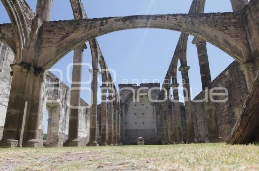 TURISMO . EX CONVENTO . TECALI