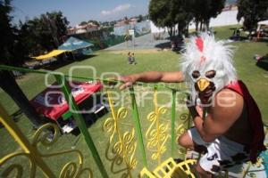 VACACIONISTAS VISITAN BALNEARIOS