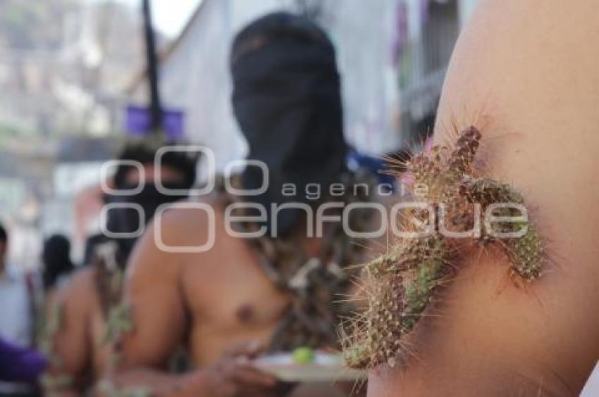 SEMANA SANTA . ENGRILLADOS