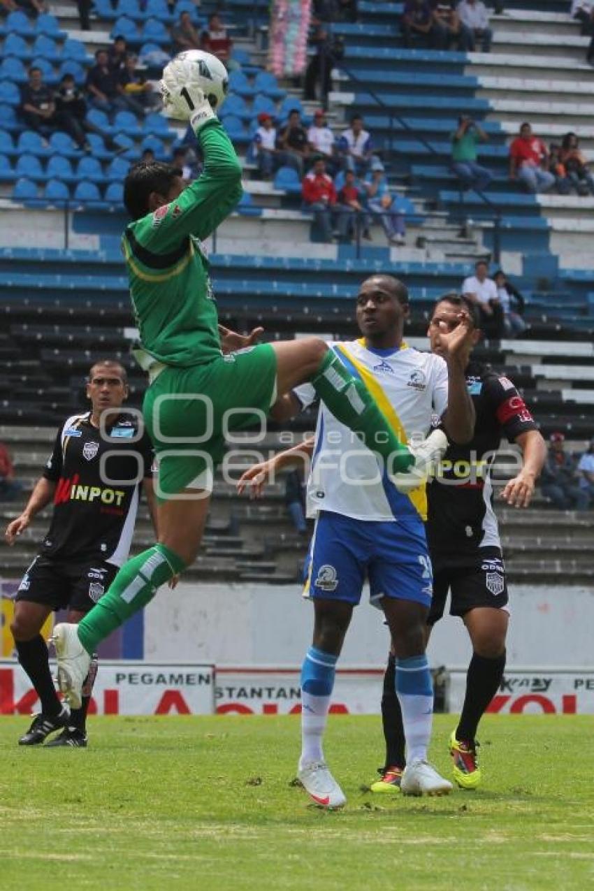 LOBOS VS ROJINEGROS . FÚTBOL