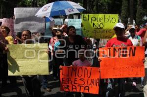 MANIFESTACIÓN VECINOS LA LIBERTAD . ELECCIONES