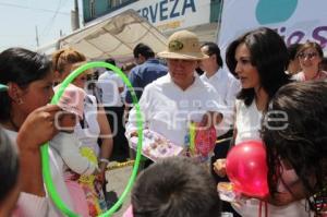 DIF . ENTREGA JUGUETES