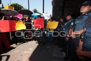 COMERCIANTES AMBULANTES SE MANIFIESTAN