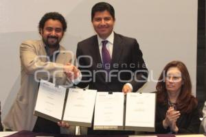 FIRMA DE COLABORACIÓN AYUNTAMIENTO DE PUEBLA Y FUNDAR