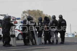 INCENDIAN TRANSPORTE PUBLICO EN FEDERAL ATLIXCO