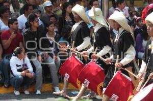 DESFILE - 5 DE MAYO