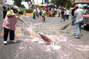 LIMPIEZA AL FINALIZAR  DESFILE DEL 5 DE MAYO