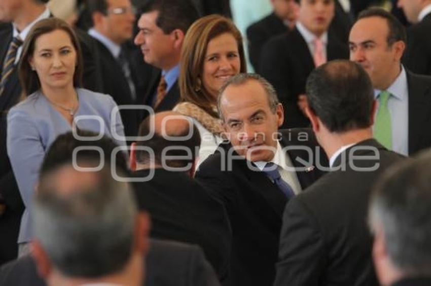 FELIPE CALDERÓN CON EMPRESARIOS