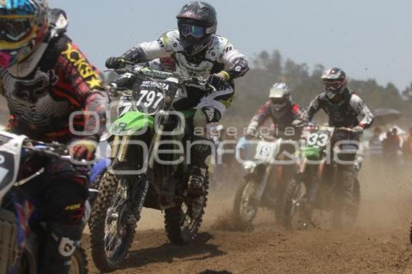 CAMPEONATO NACIONAL DE MOTOCROSS