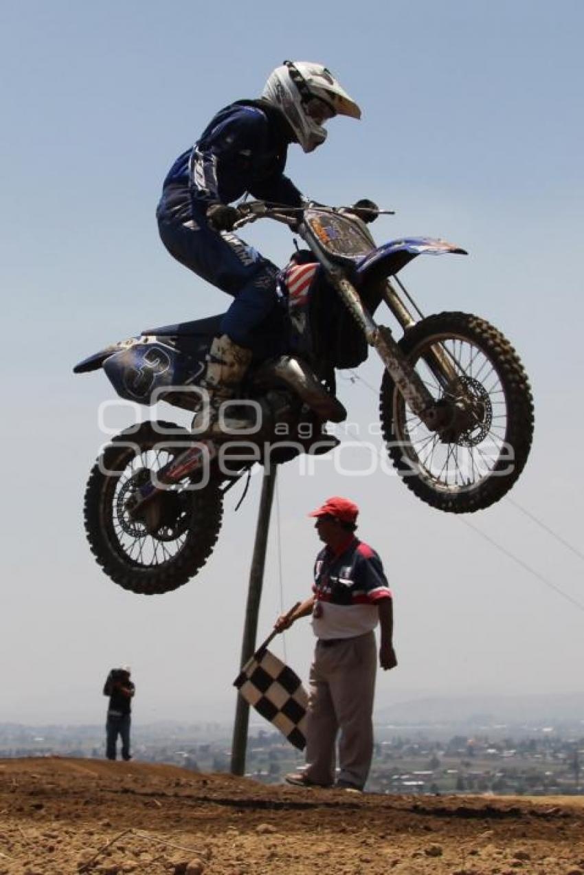 CAMPEONATO NACIONAL DE MOTOCROSS