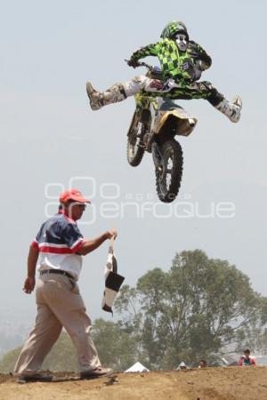 CAMPEONATO NACIONAL DE MOTOCROSS