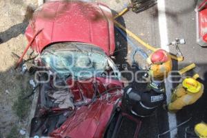 ACCIDENTE VÍA ATLIXCÁYOTL