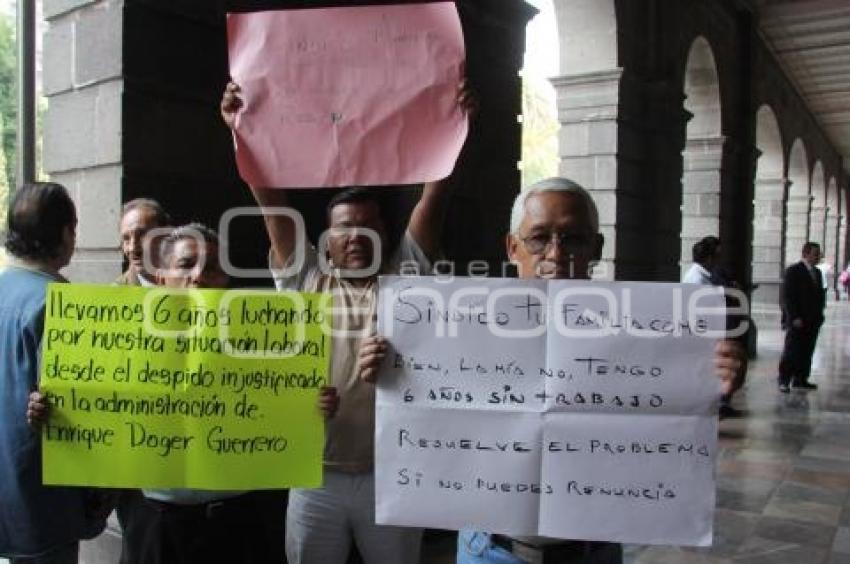 MANIFESTACIÓN EN EL AYUNTAMIENTO