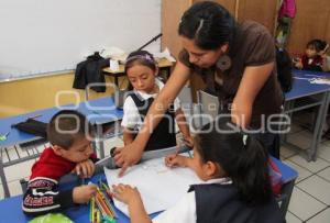 DÍA DEL MAESTRO . LABOR DOCENTE