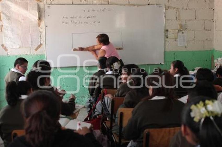 LABOR DOCENTE - DIA DEL MAESTRO